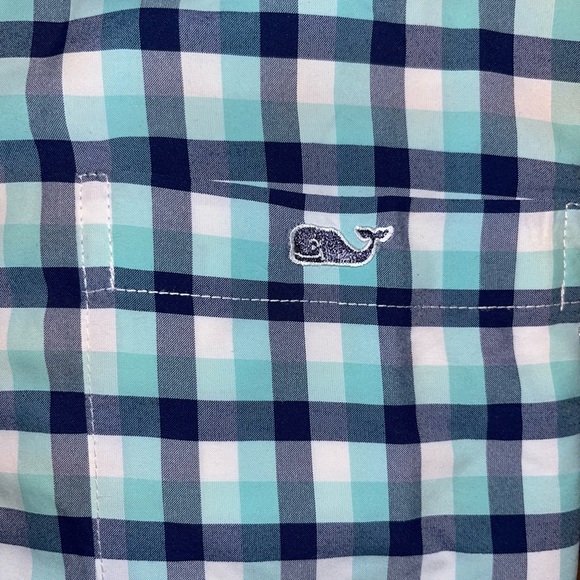 Vineyard Vines. Mens. Small. Performance. Slim Fit Tucker Button Down. - Picture 4 of 4